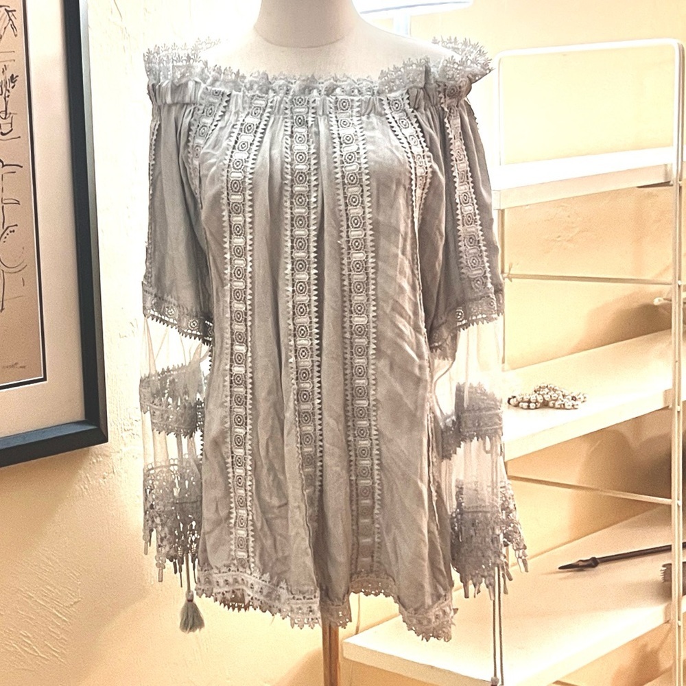 Anthro’s POL,Romantic Boho Off-Shoulder Lace Tassel Sleeve Top Rayon Size Large - Picture 8 of 12